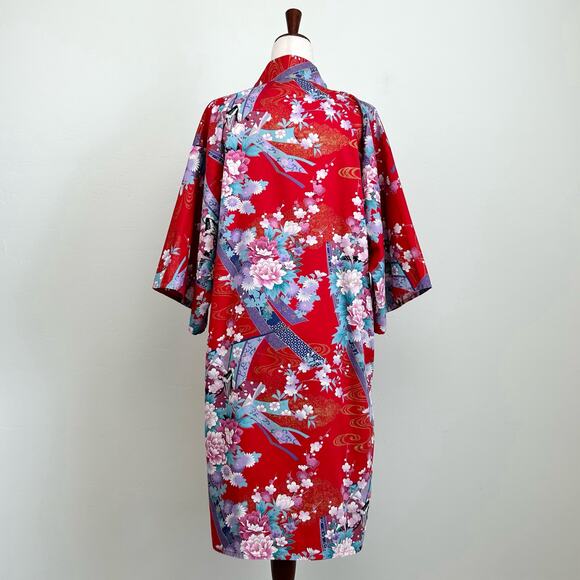 Smithsonian Institution Red Floral Kimono Yukata Robe - Picture 6 of 7
